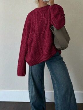 Oversized Chunky Cable Knit Sweater - Burgandy